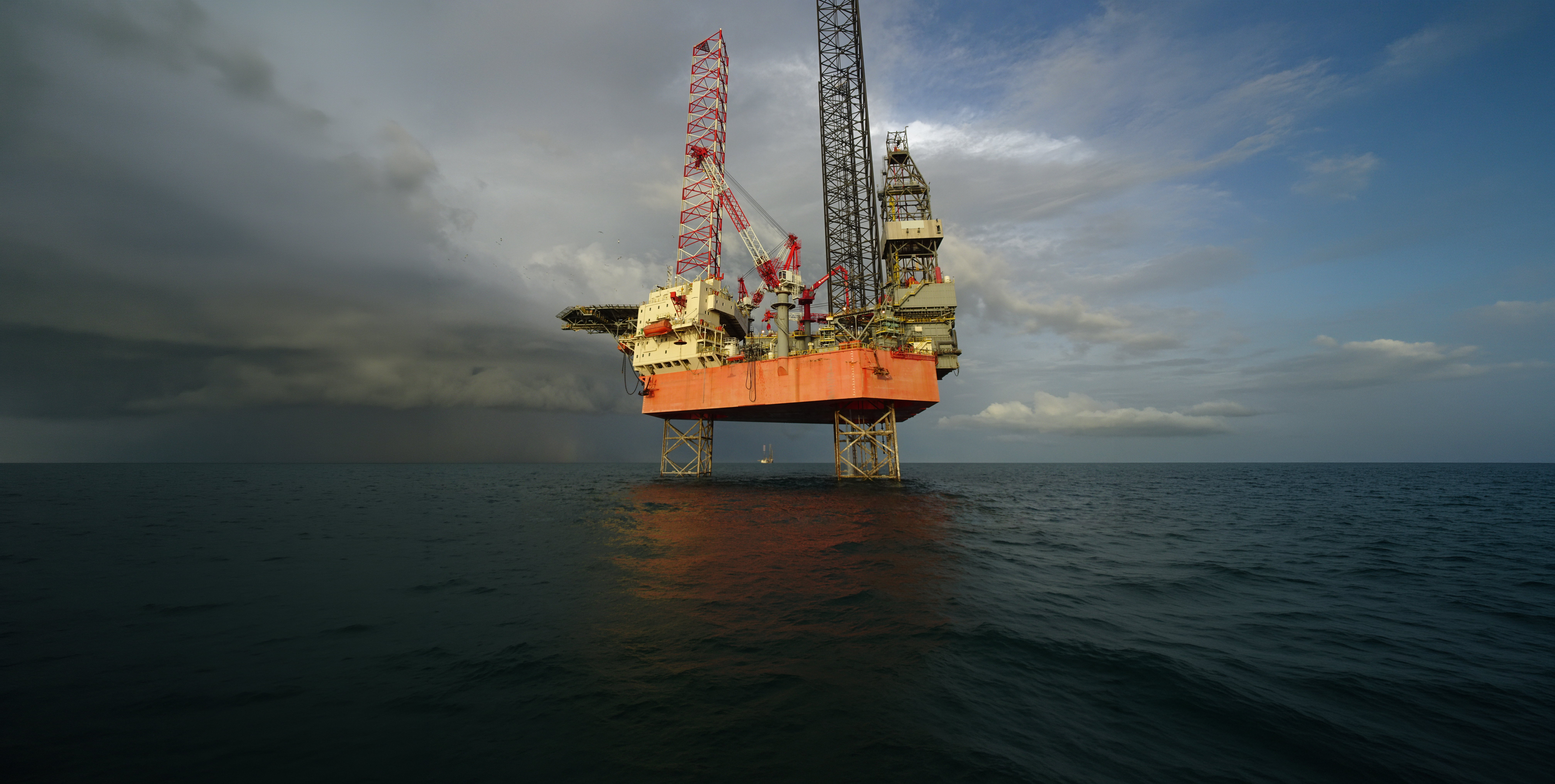 Perro Negro 13 at sea